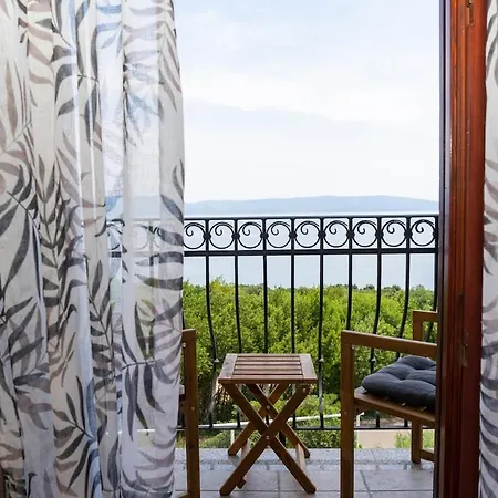 Appartement With Gorgeous View For 4 Persons, 33-5 *
