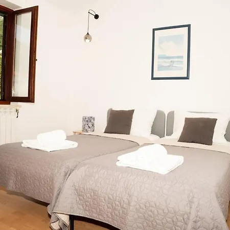 With Gorgeous View For 4 Persons, 33-5 Appartement