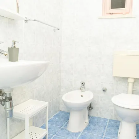 Apartment With Gorgeous View For 4 Persons, 33-5 *