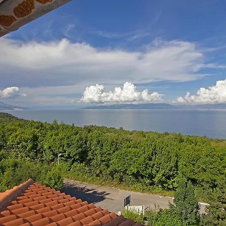 With Gorgeous View For 4 Persons, 33-5