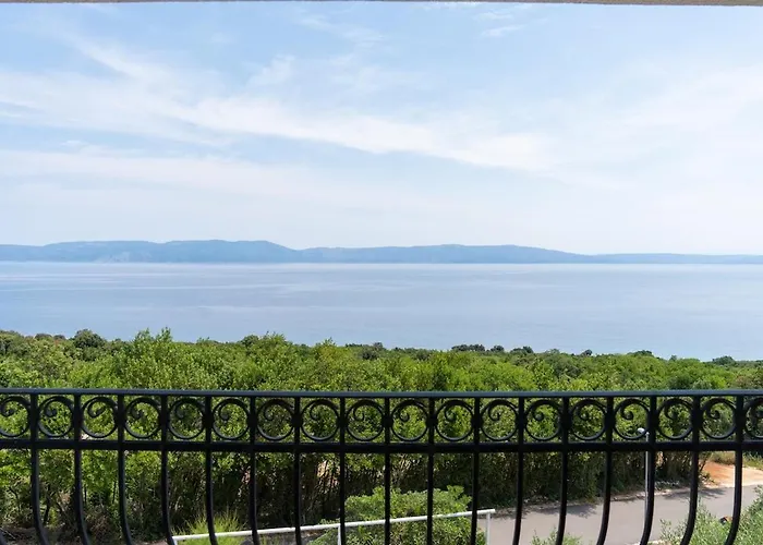 Apartman With Gorgeous View For 4 Persons, 33-5 *