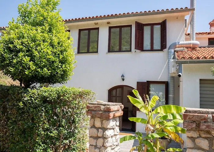 Apartman With Gorgeous View For 4 Persons, 33-5 *