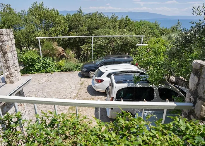 With Gorgeous View For 4 Persons, 33-5 Ravni